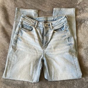 American Eagle Mom Jeans